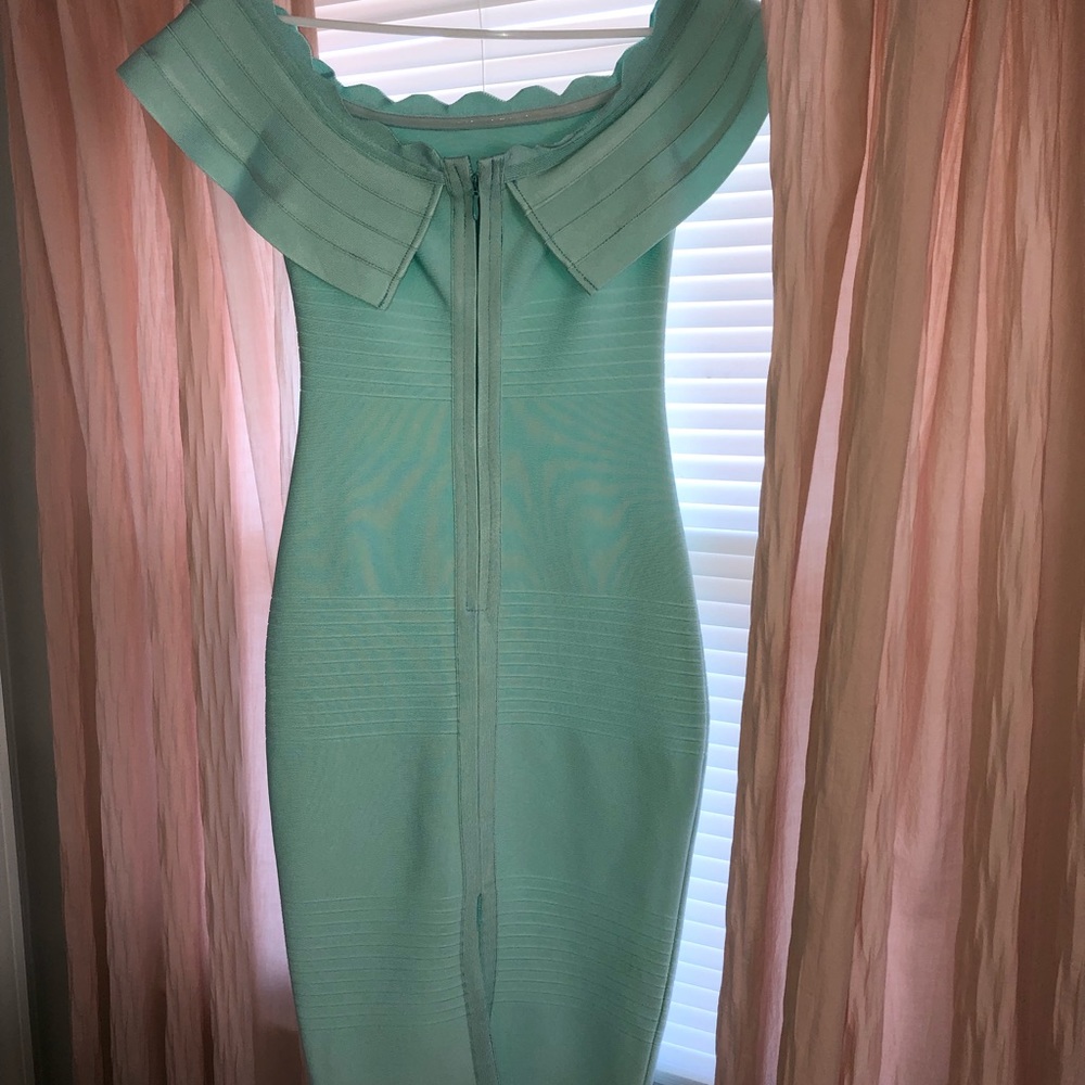 Bodycon Dress STRETCH - scallop off the shoulder